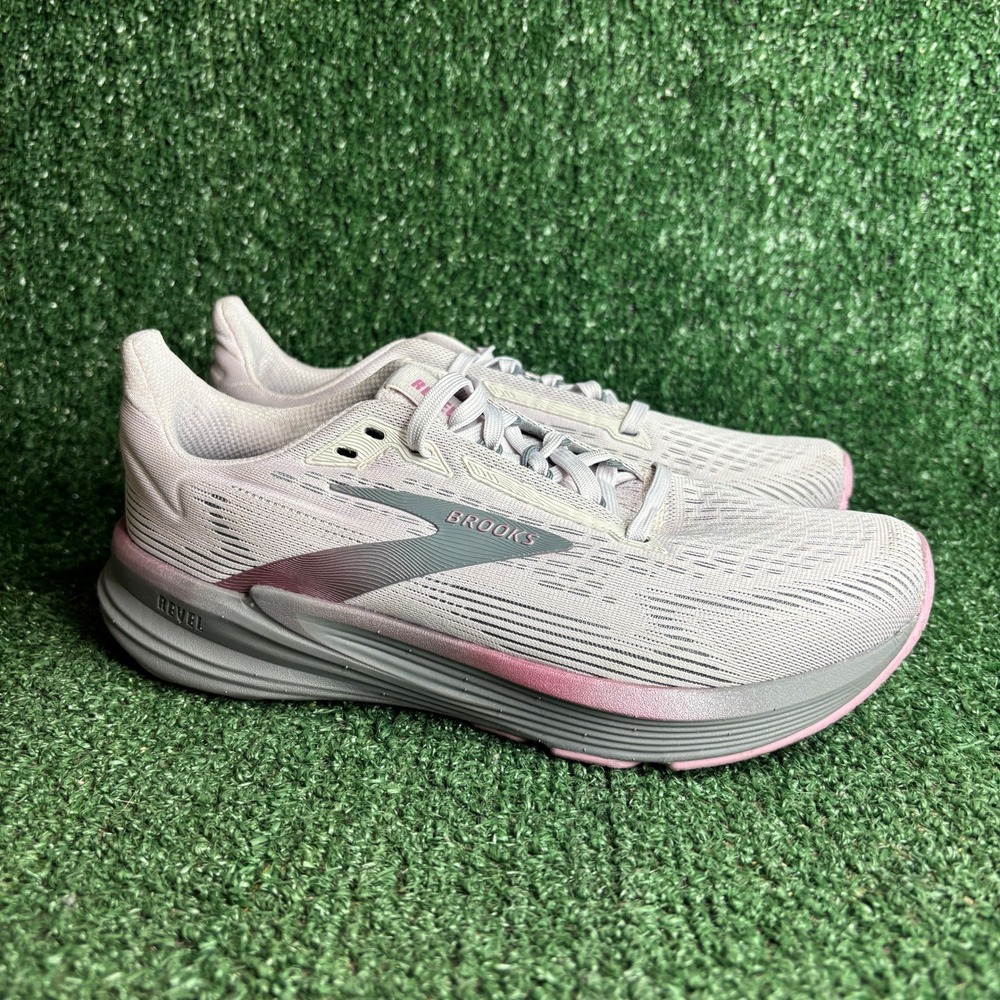 Brooks Revel 8 Lightweight Breathable Athletic Running Shoe Light Pink Womens 7